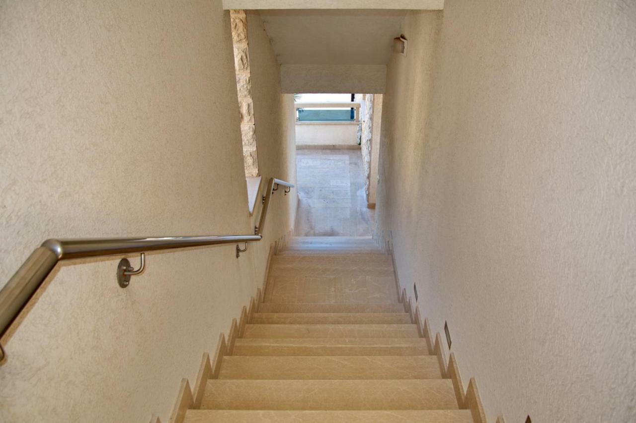 Apartment Dobrota Kotor Buitenkant foto