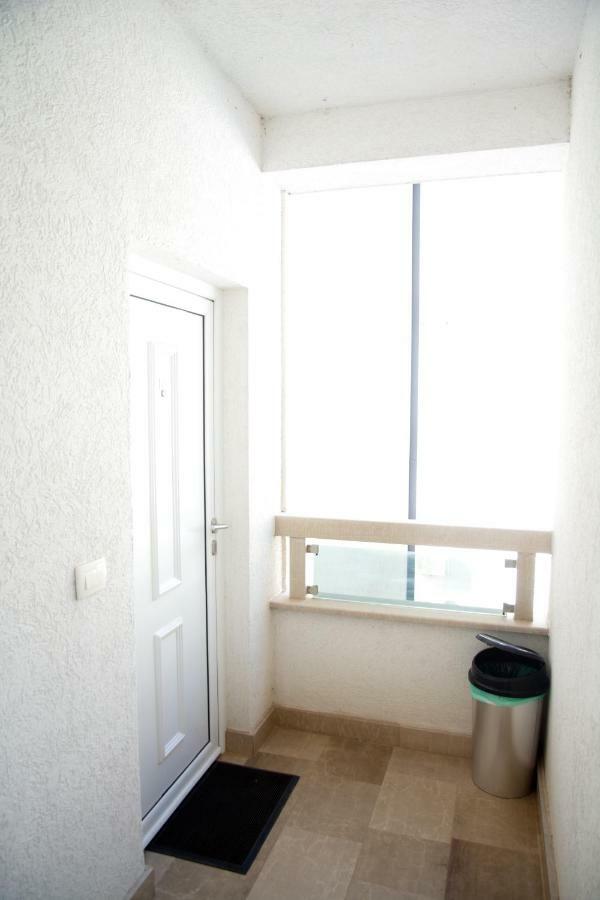 Apartment Dobrota Kotor Buitenkant foto